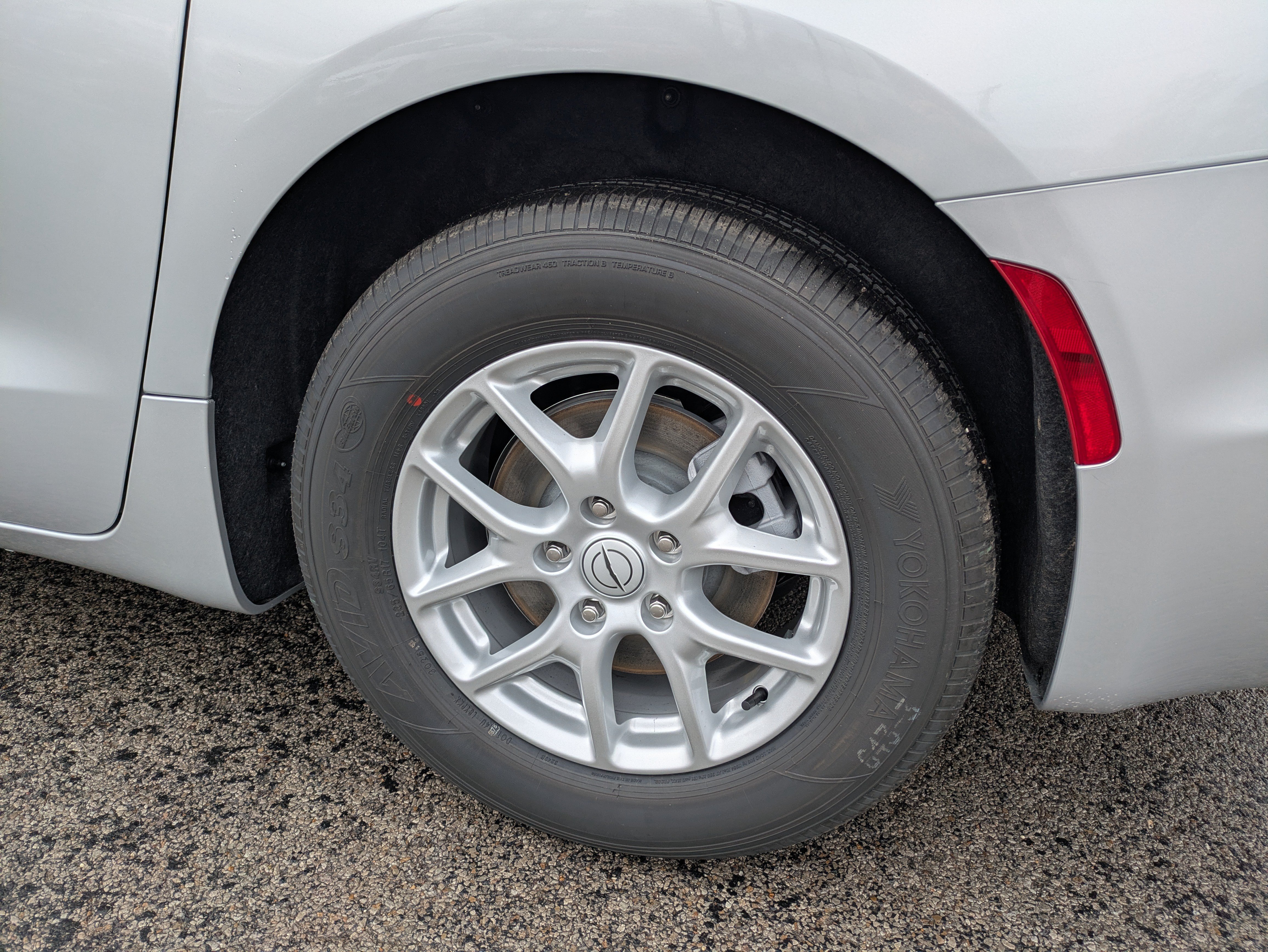 Used 2026 Chrysler Pacifica Select FWD image 6