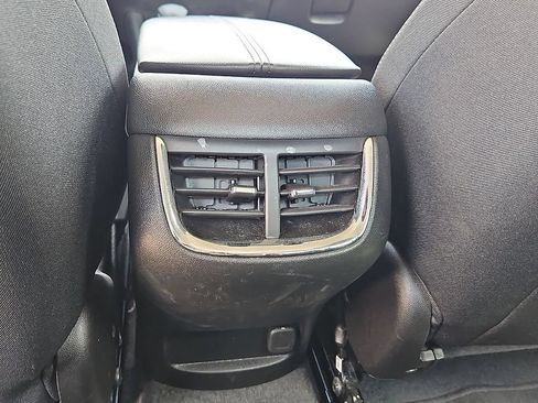 Used 2025 Chevrolet Malibu LT FWD image 18