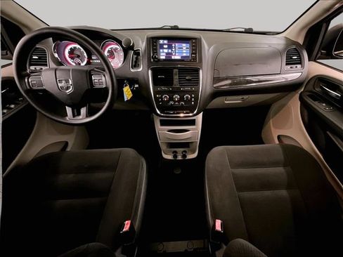 Used 2017 Dodge Grand Caravan SE w/ Power Window Group FWD image 15