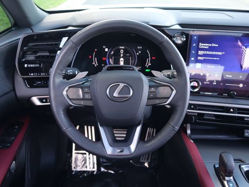 Certified 2023 Lexus RX 500h 500h F SPORT Performance w/ Accessory Package (Z1) image 17