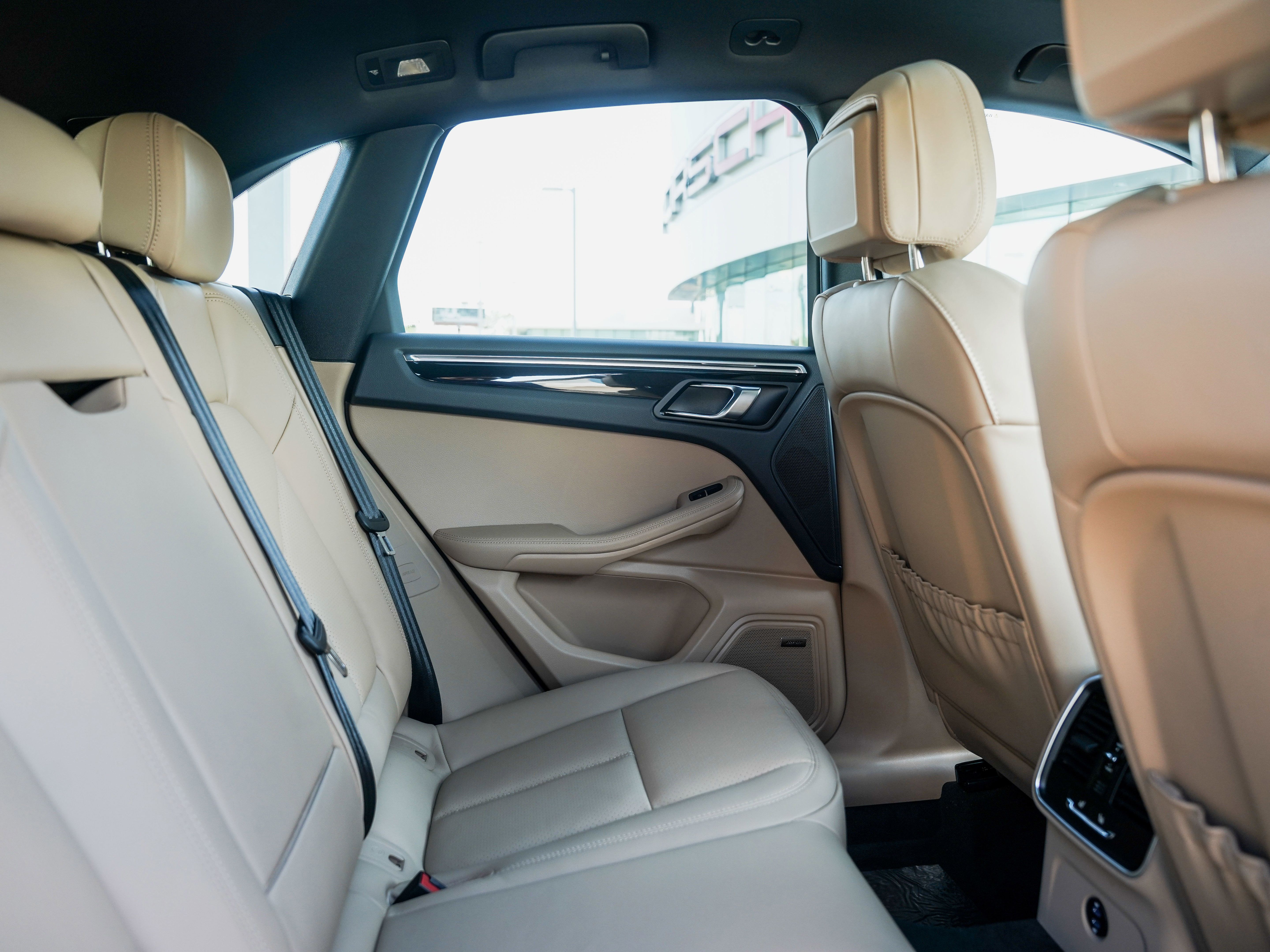 Certified 2026 Porsche Macan S AWD/4WD image 30