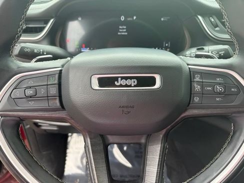 Used 2021 Jeep Grand Cherokee L Limited AWD/4WD image 17