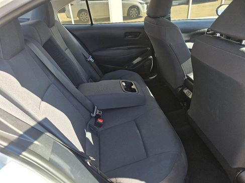 Used 2025 Toyota Corolla LE FWD image 22