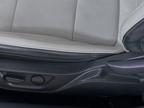 Used 2024 Ford Mustang Premium image 16