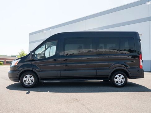 Used 2018 Ford Transit 350 XLT RWD image 3