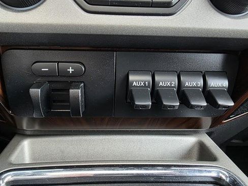 Used 2016 Ford F350 Lariat image 16