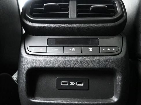 Used 2023 Honda Pilot EX-L image 25