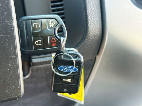 Used 2013 Ford Expedition EL Limited image 9