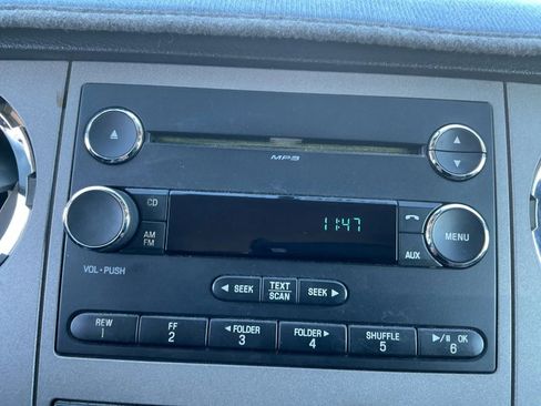 Used 2014 Ford F250 XLT w/ XLT Premium Package image 28