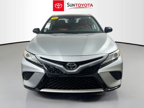Used 2020 Toyota Camry XSE FWD image 6