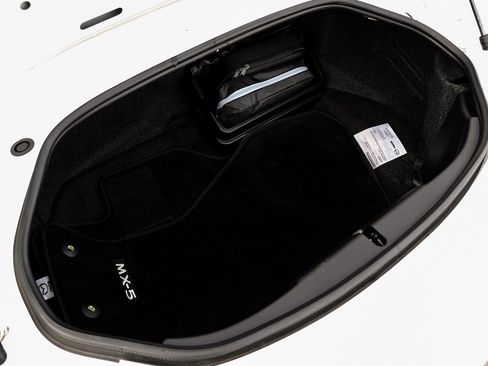 Used 2025 MAZDA MX-5 Miata RF Grand Touring image 69