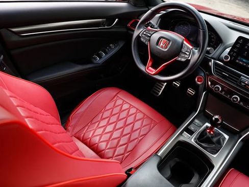 Used 2018 Honda Accord Sport image 23