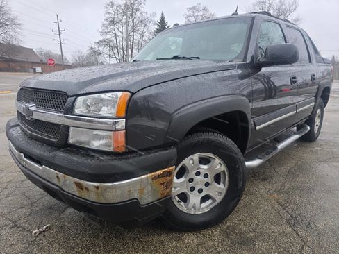 Used 2005 Chevrolet Avalanche Z71 w/ Preferred Equipment Group image 1