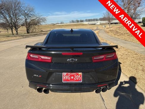 Used 2018 Chevrolet Camaro ZL1 image 4