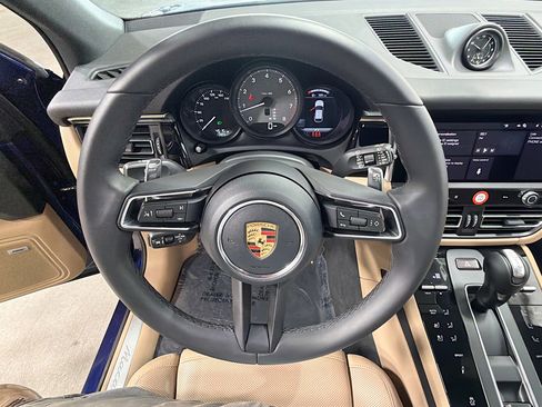 Certified 2026 Porsche Macan S AWD/4WD image 37
