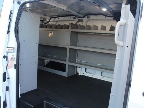 Used 2020 Ford Transit 250 Low Roof RWD image 19
