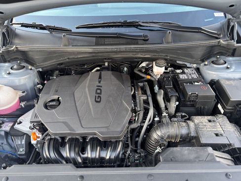 Used 2025 Kia Sportage LX image 31