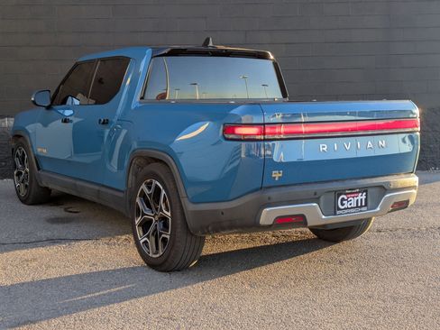 Used 2022 Rivian R1T Launch Edition image 7