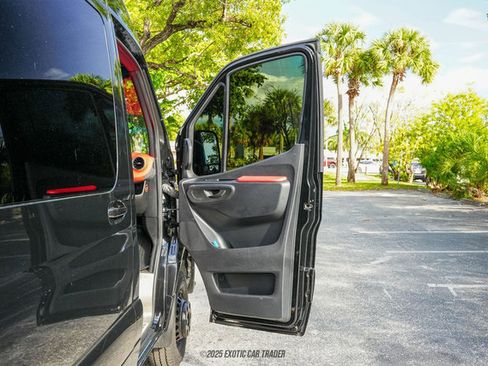 Used 2019 Mercedes-Benz Sprinter 4x4 170 image 26