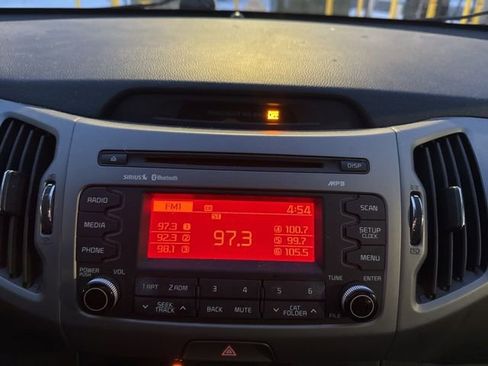 Used 2015 Kia Sportage LX image 16