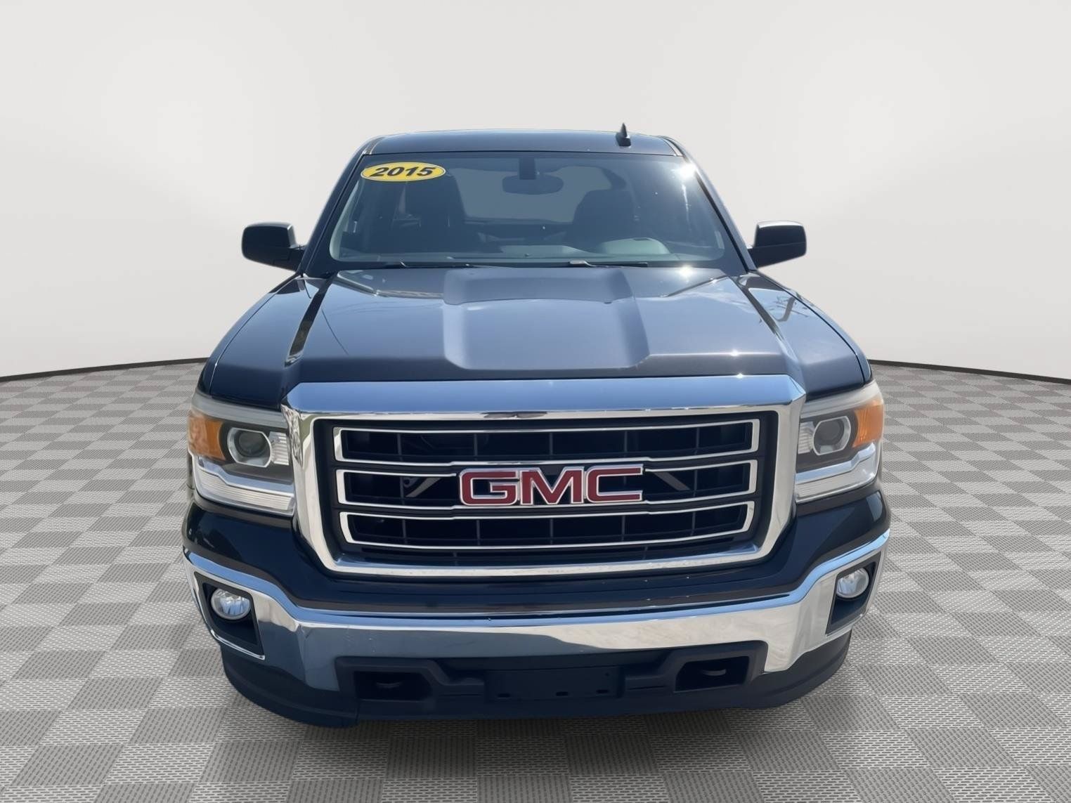 Used 2015 GMC Sierra 1500 SLE w/ SLE Value Package AWD/4WD image 8