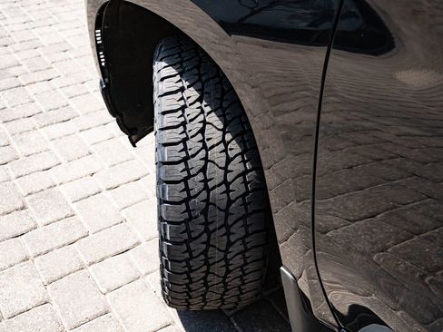 Used 2021 Chevrolet Silverado 1500 RST image 45