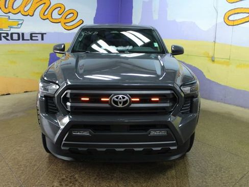 Used 2024 Toyota Tacoma SR5 image 3