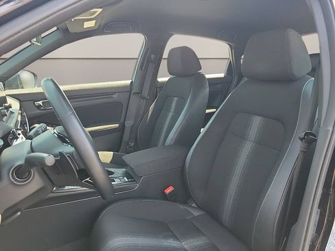 Used 2024 Honda Civic Sport image 11