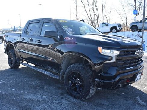Used 2023 Chevrolet Silverado 1500 LT Trail Boss image 10