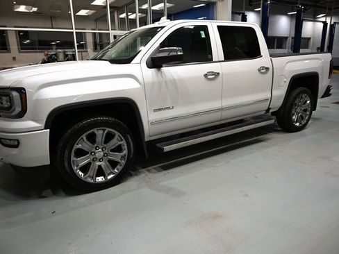 Used 2017 GMC Sierra 1500 Denali image 9