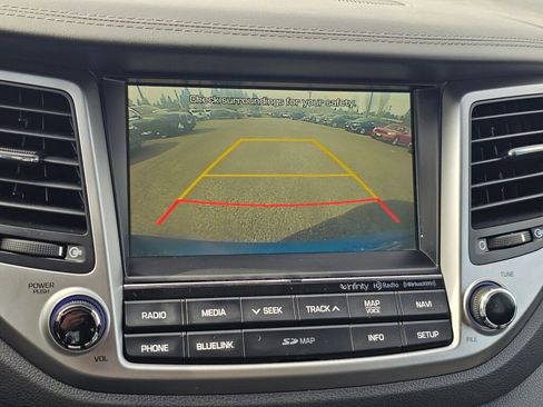 Used 2017 Hyundai Tucson Limited image 15