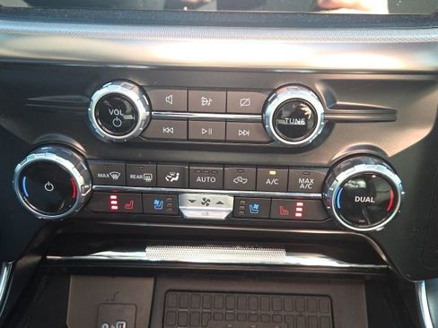 Used 2023 Ford F150 Raptor w/ Raptor 37 Performance Package image 36