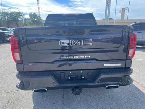 Used 2023 GMC Sierra 1500 Elevation w/ Elevation Premium Package AWD/4WD image 5