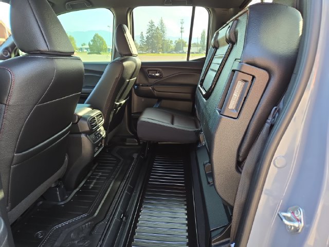 Used 2025 Honda Ridgeline Black Edition image 33
