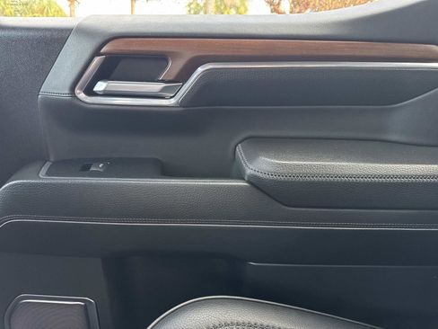 Used 2023 GMC Sierra 1500 Denali w/ Denali Reserve Package image 15