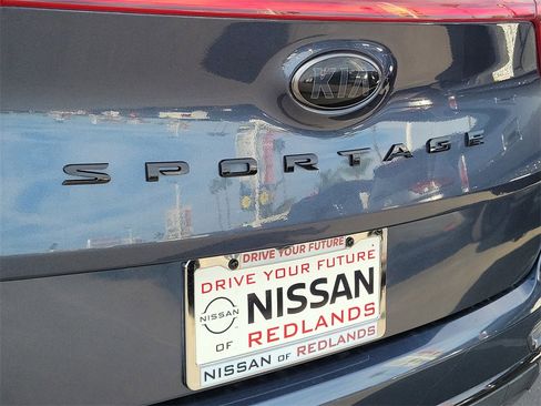 Used 2022 Kia Sportage Nightfall Edition image 22