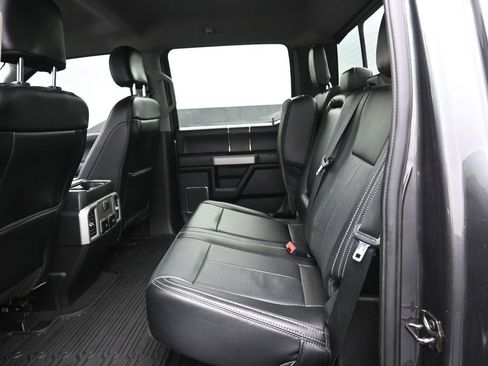 Used 2020 Ford F250 Lariat w/ Lariat Value Package AWD/4WD image 7