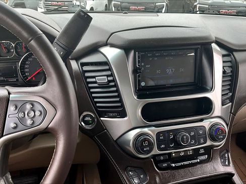 Used 2015 Chevrolet Tahoe LTZ image 7