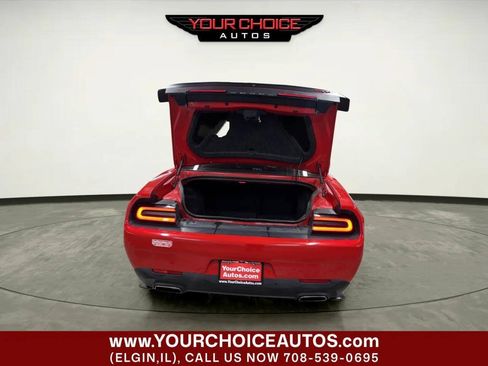 Used 2018 Dodge Challenger SXT Plus RWD image 5