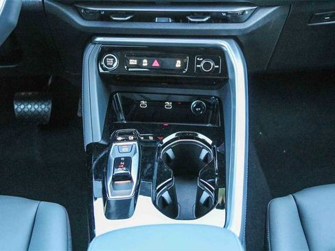New 2025 Audi Q5 Premium image 14