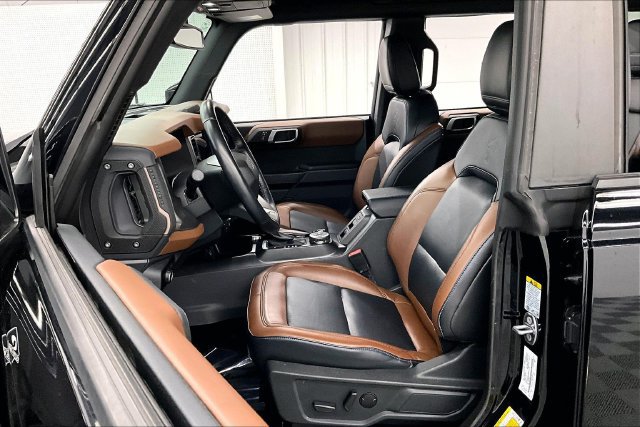 Used 2024 Ford Bronco Outer Banks AWD/4WD image 23