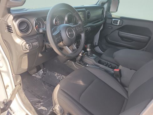 Used 2022 Jeep Wrangler Unlimited Sport AWD/4WD image 18