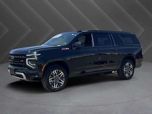 Certified 2025 Chevrolet Suburban Z71 AWD/4WD image 38