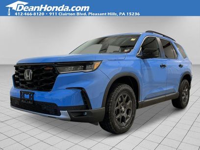 New 2025 Honda Pilot TrailSport