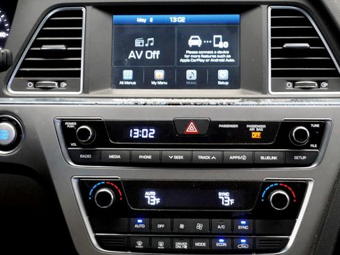 Used 2017 Hyundai Sonata SE FWD image 24