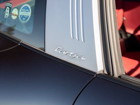 Certified 2024 Porsche 911 Targa 4S AWD/4WD image 29