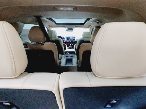 New 2026 Acura MDX SH-AWD image 44