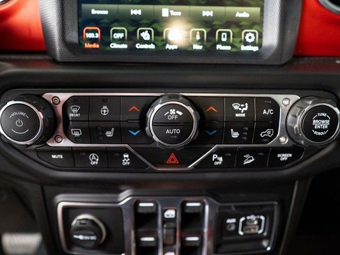 Used 2020 Jeep Wrangler Unlimited Rubicon image 22