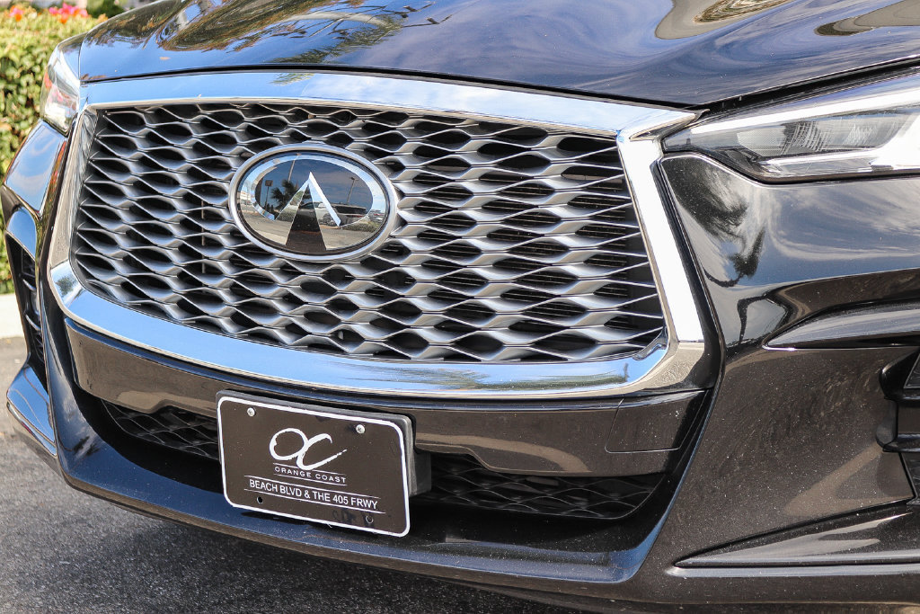 Certified 2023 INFINITI QX55 Luxe w/ Cargo Package AWD/4WD image 5