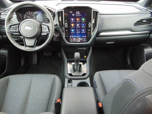 Certified 2025 Subaru Forester Premium AWD/4WD image 23
